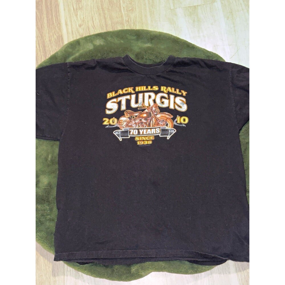 Sturgis Black Hills Rally 2010 70 Years Since 1938 Men's 2XL Cotton Tee